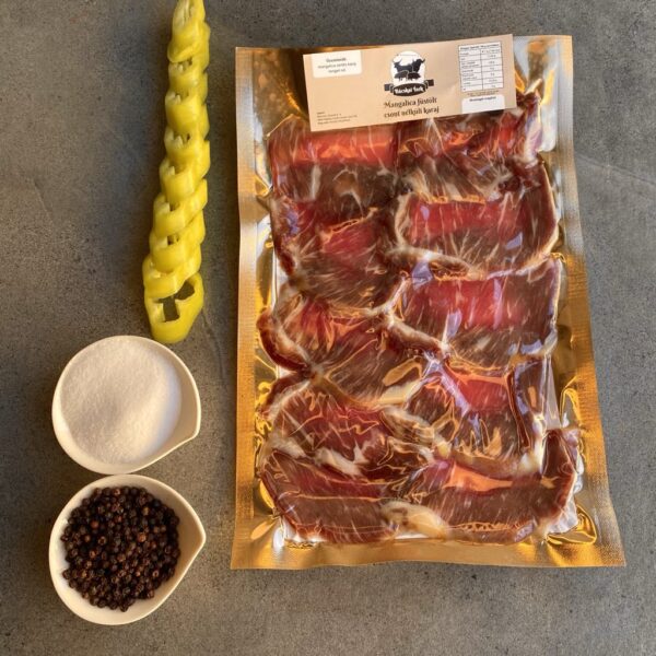 Mangalica füstölt csont nélküli karaj - kézműves termék - szeletelt - 150g